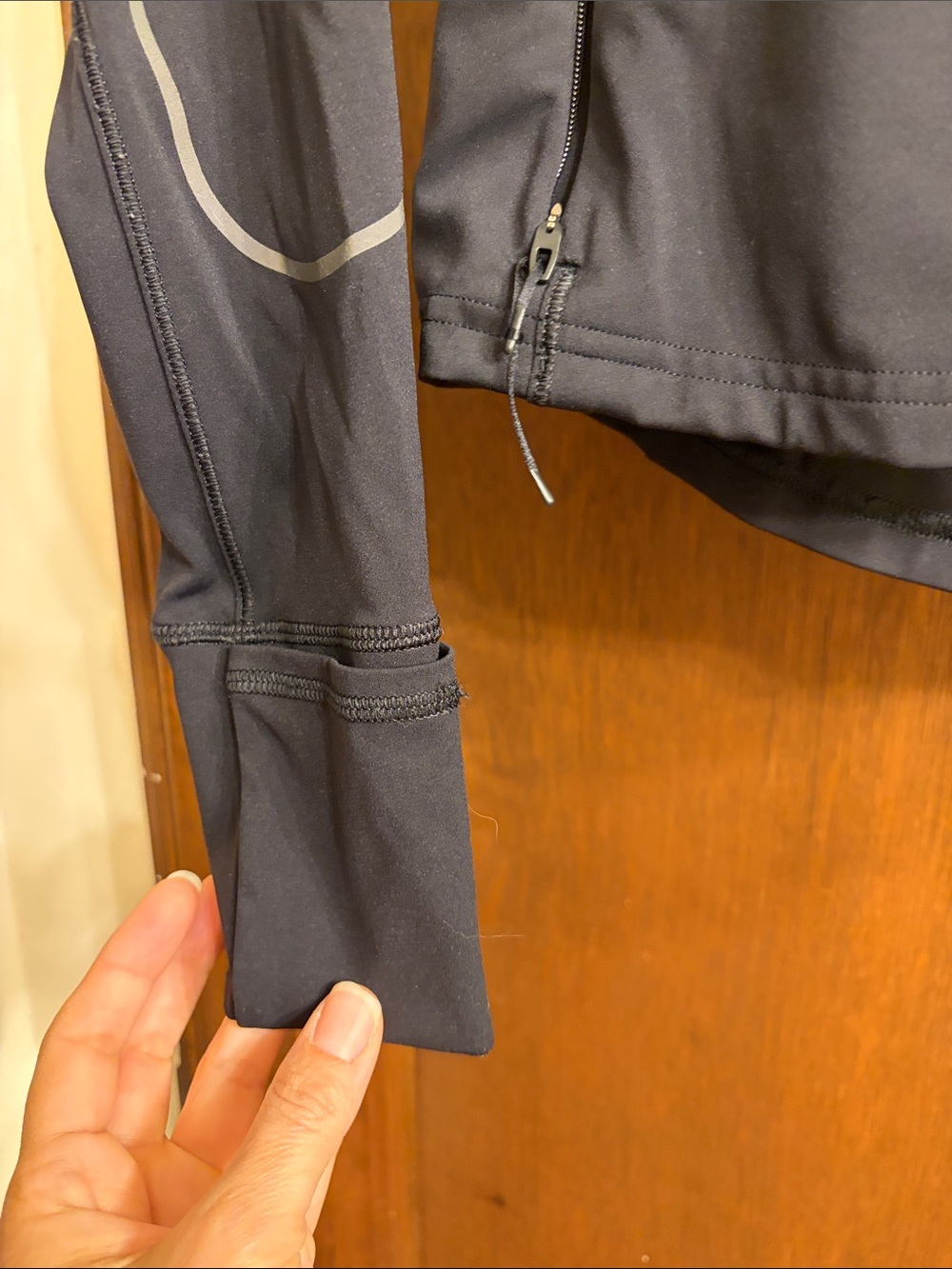 lululemon athletica Black Reflective-Accent Utility Jacket - Picture 4 of 5